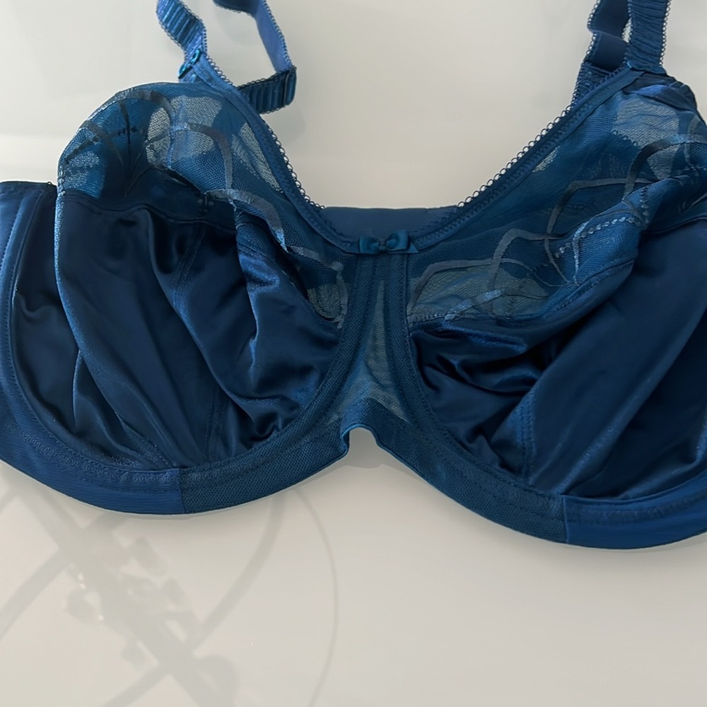 Women's Intimate Bra - Picture 3 of 3